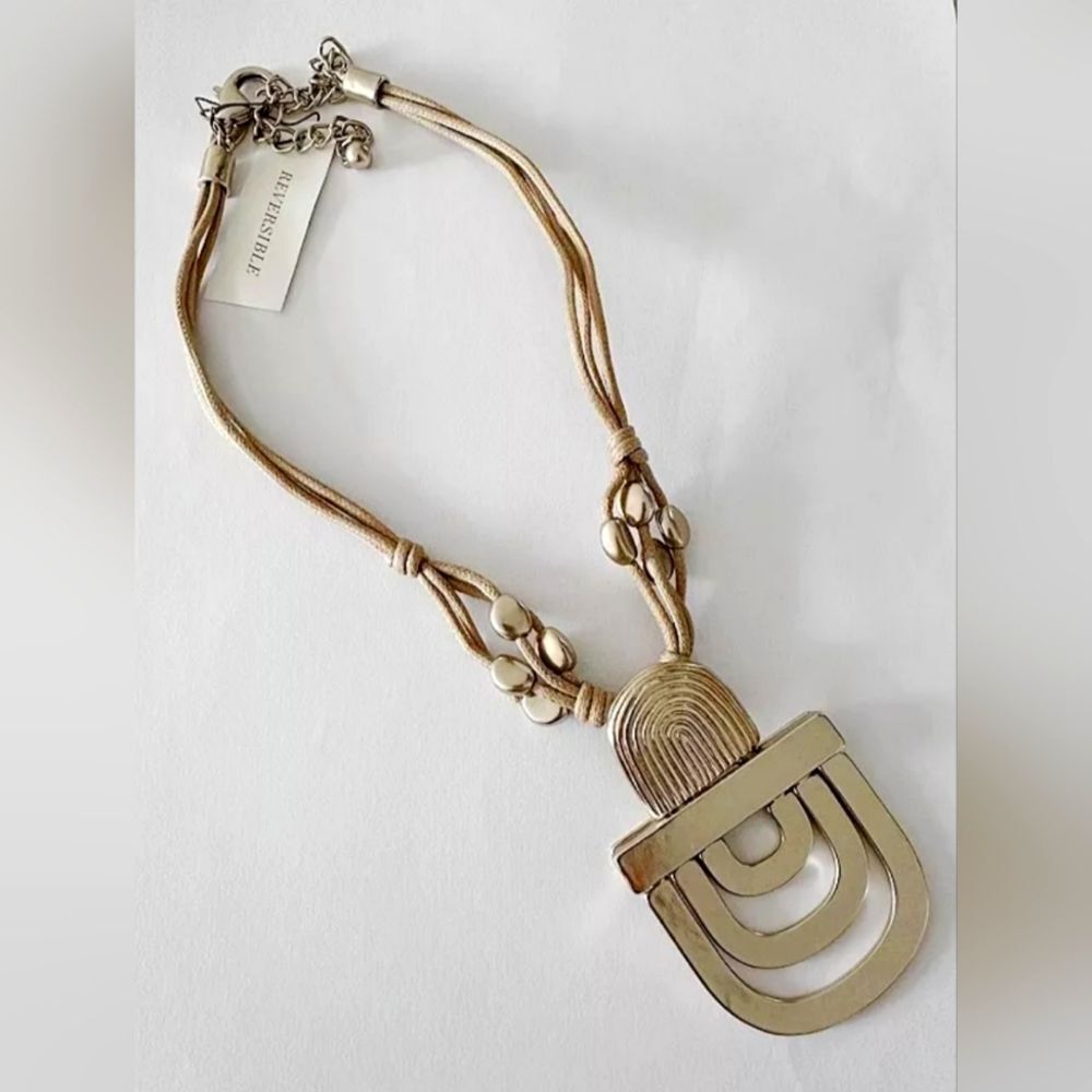 CHICO'S KHAKI CORD GOLD TONE PENDANT 15"-19" NECKLACE NWT